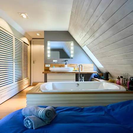 Piscine Privee - Jacuzzi - Maison Du - 10 Pers *